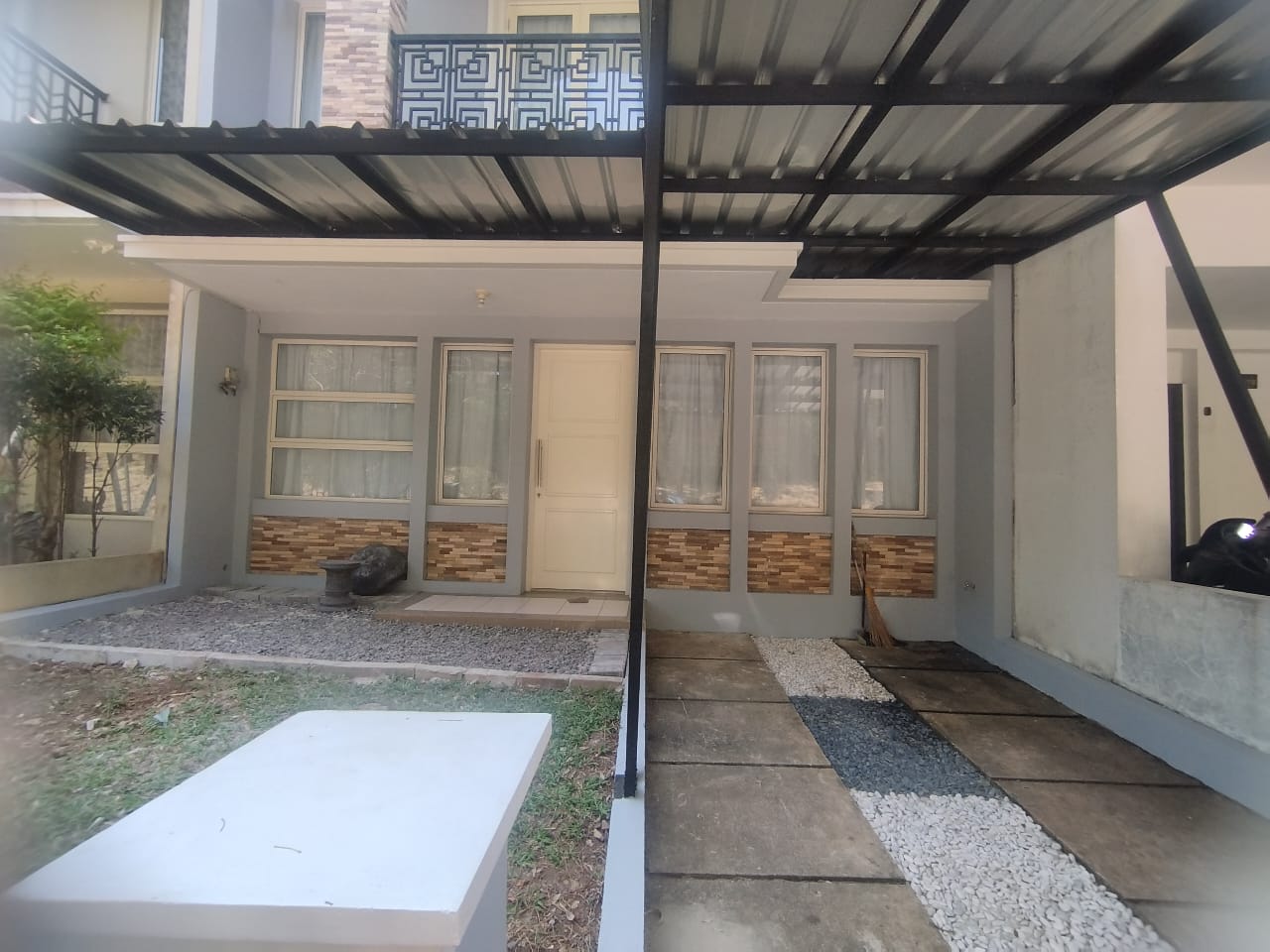 Rumah Dijual di Cluster Ambrosia Lippo Cikarang 